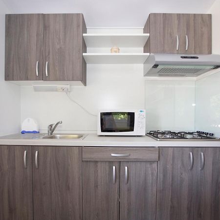 Cherry Premium Bianca Mobile Homes Zelena Laguna Porec Bilik gambar